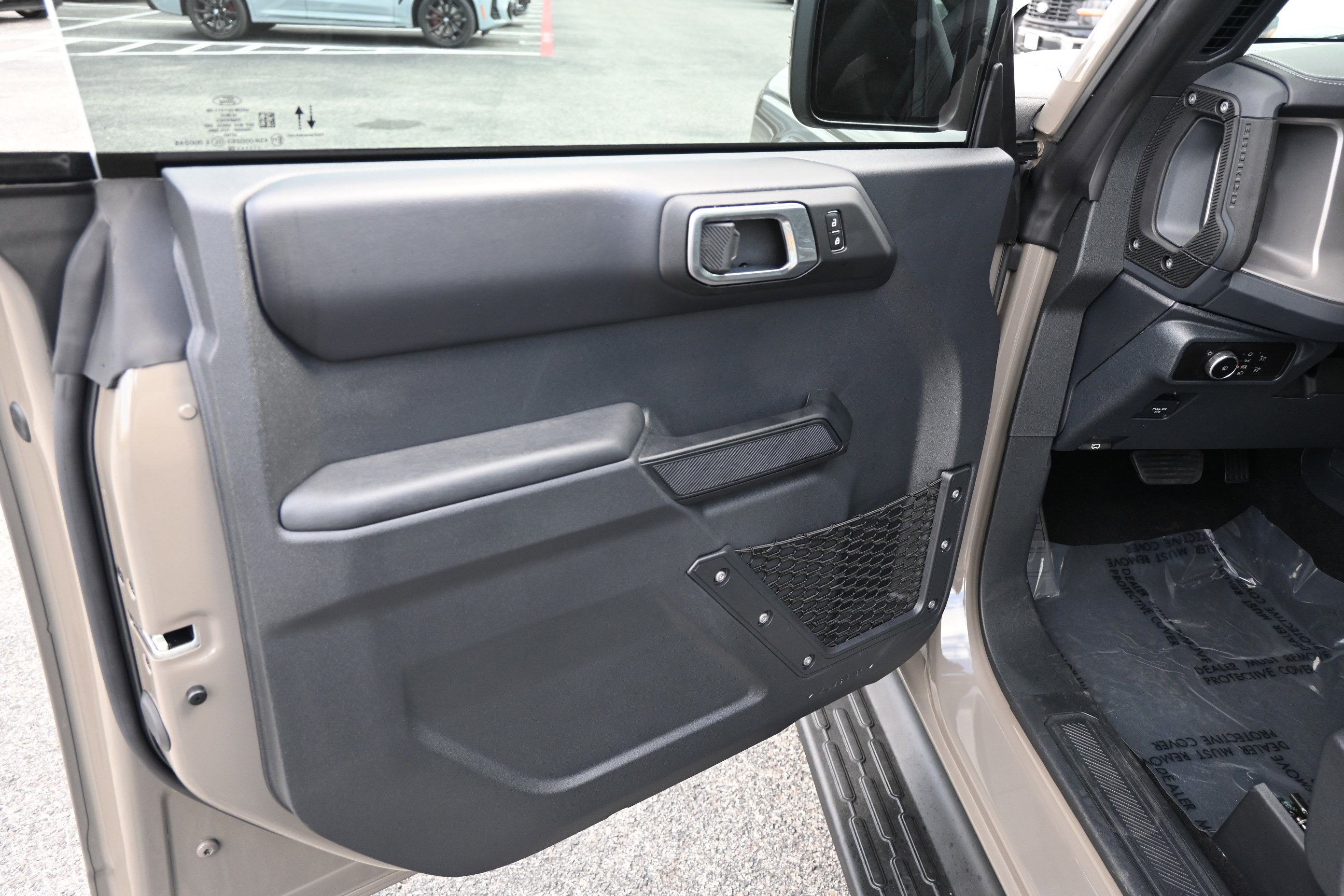 New 2026 Ford Bronco Outer Banks image 15