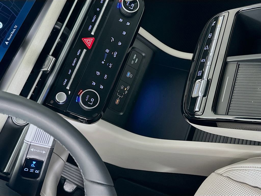 New 2026 Hyundai Tucson Limited image 15