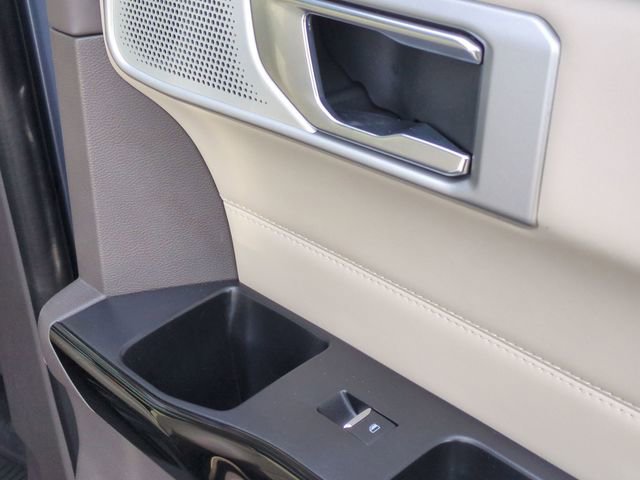 Used 2021 Ford Explorer Platinum w/ Equipment Group 601A image 39