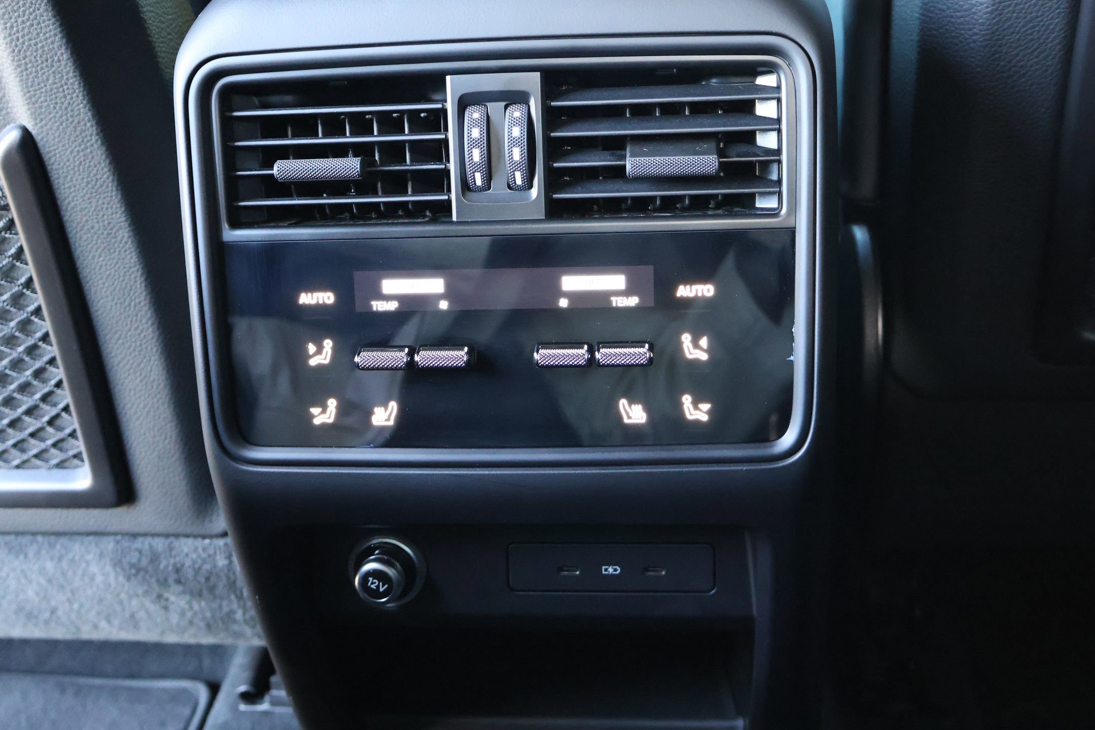 Certified 2024 Porsche Cayenne image 24