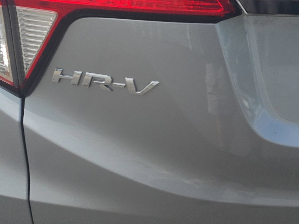 Used 2021 Honda HR-V EX-L image 7