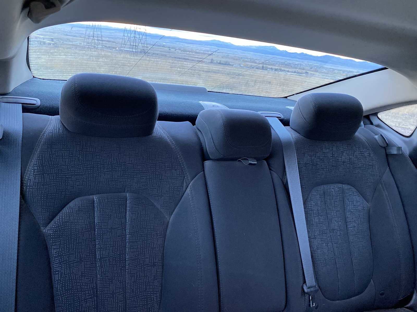 Certified 2016 Chrysler 200 Limited w/ Convenience Group image 16