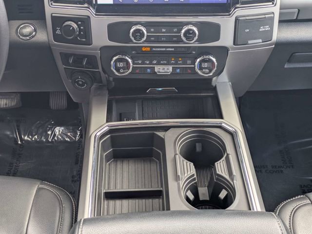 Used 2022 Ford F250 Lariat w/ Lariat Ultimate Package image 20