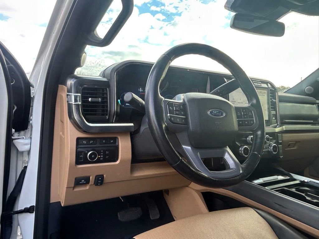 Used 2023 Ford F250 Lariat w/ Lariat Ultimate Package image 35