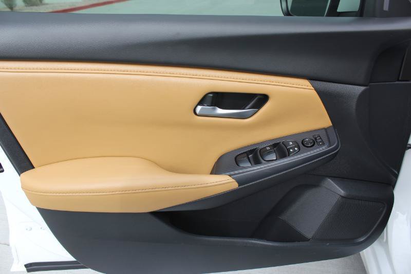 Used 2022 Nissan Sentra SV w/ SV Premium Package FWD image 12