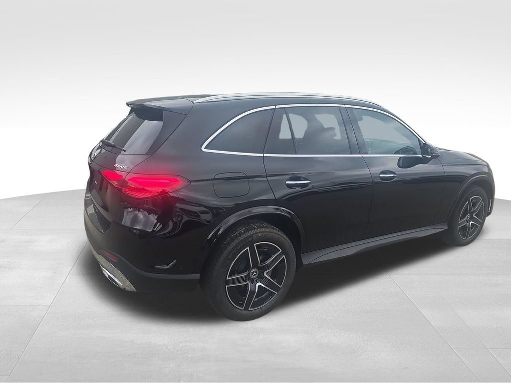 New 2026 Mercedes-Benz GLC 300 4MATIC image 3