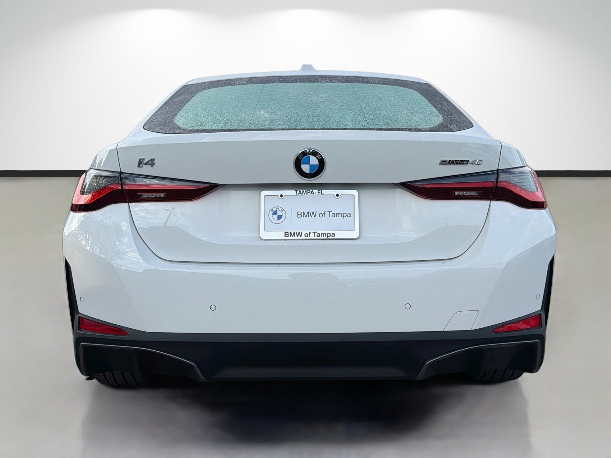 Used 2026 BMW i4 eDrive40 w/ Parking Assistance Package RWD image 4