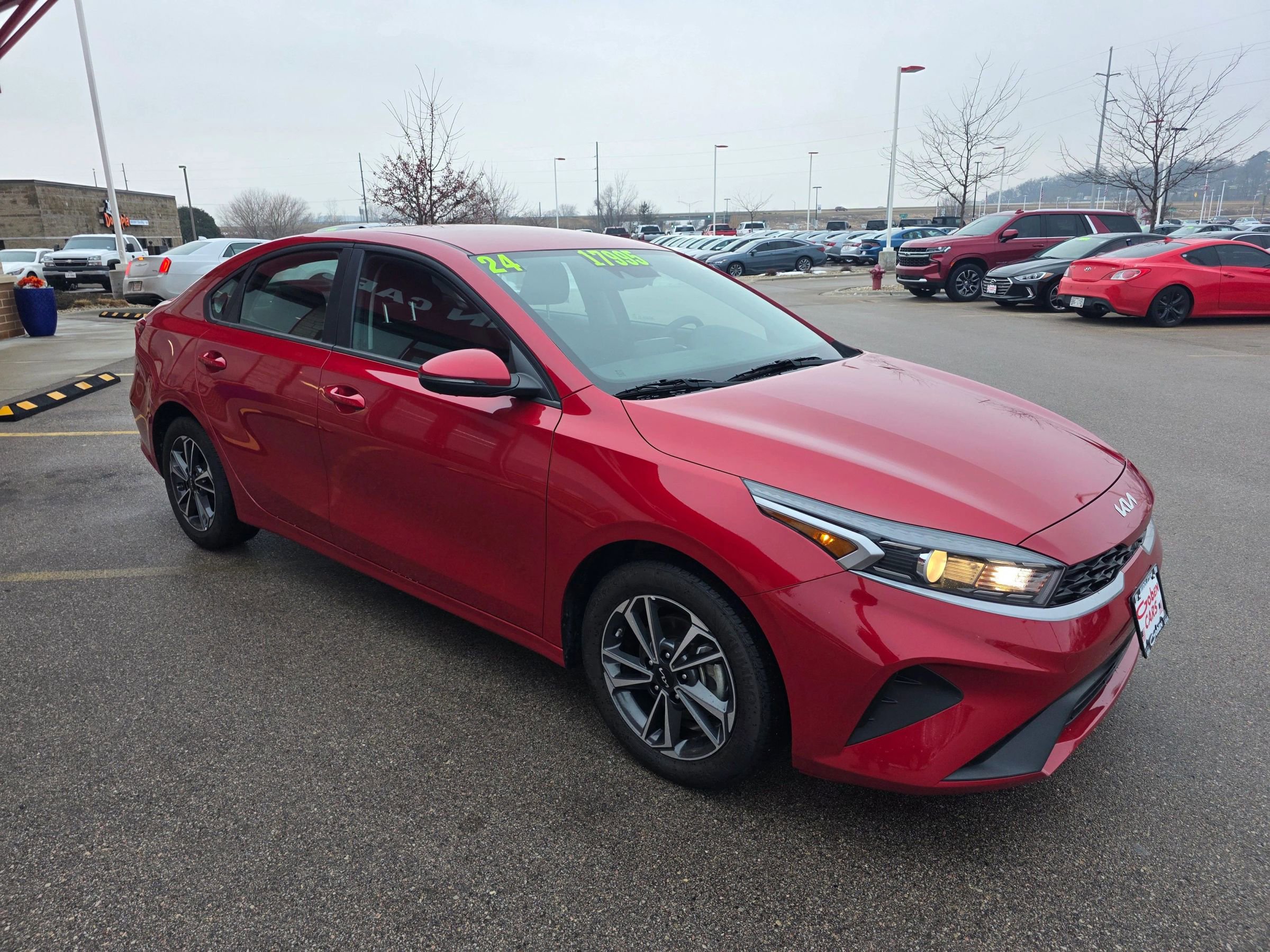 Used 2024 Kia Forte LXS w/ LXS Technology Package image 3