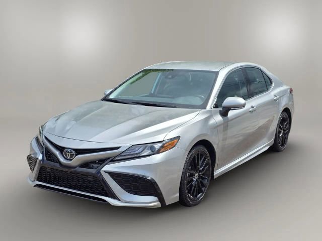 Used 2024 Toyota Camry XSE FWD image 1