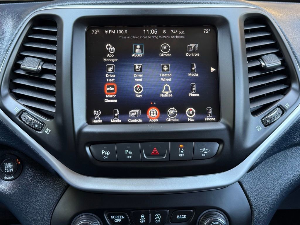 Used 2016 Jeep Cherokee Limited w/ Luxury Group AWD/4WD image 32