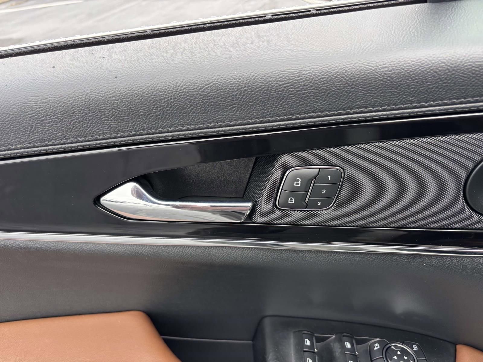 Used 2021 Lincoln Nautilus Reserve image 14