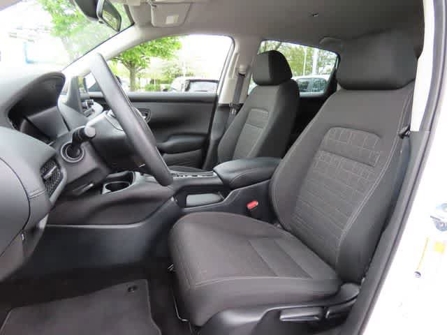 Used 2023 Honda HR-V LX image 12