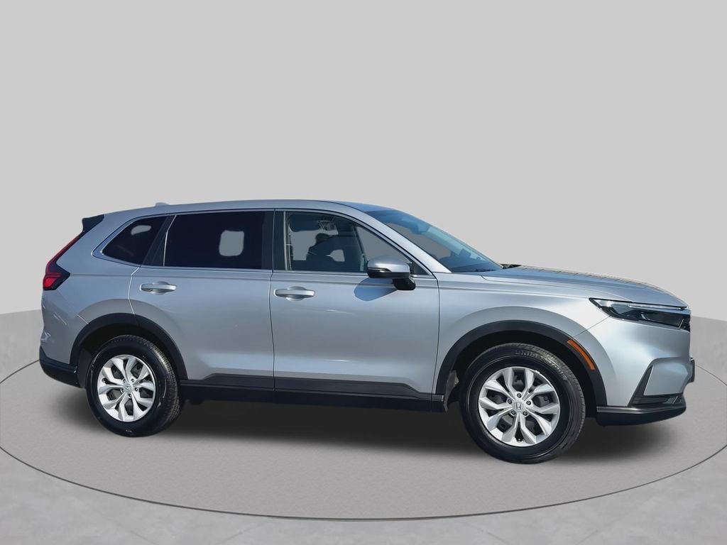 Used 2025 Honda CR-V LX image 2