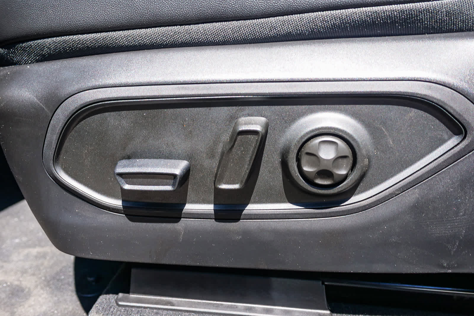 New 2026 Jeep Grand Cherokee L 4WD image 21