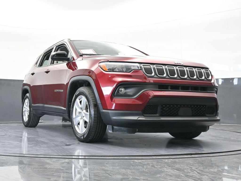 Used 2022 Jeep Compass Latitude w/ Sun and Sound Group image 63