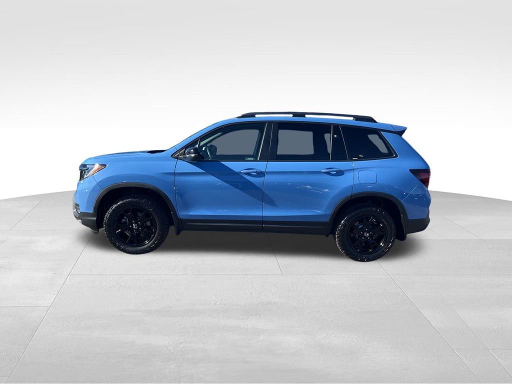 Used 2024 Honda Passport TrailSport image 4