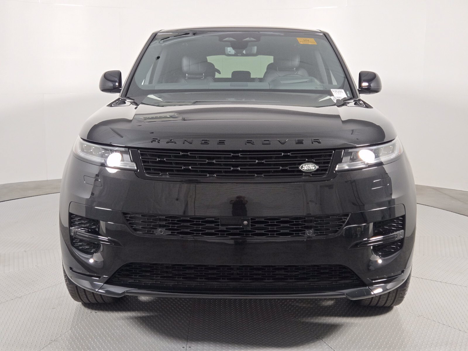 New 2026 Land Rover Range Rover Sport Dynamic SE AWD/4WD image 8