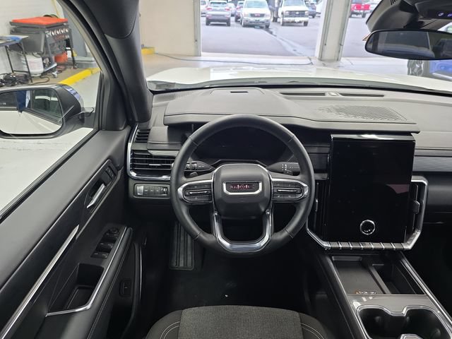 Certified 2025 GMC Acadia Elevation AWD/4WD image 12