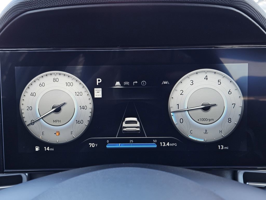 New 2025 Hyundai Elantra Limited FWD image 16