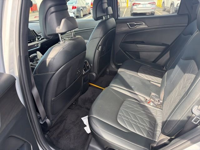 Used 2023 Kia Sportage X-Line image 3