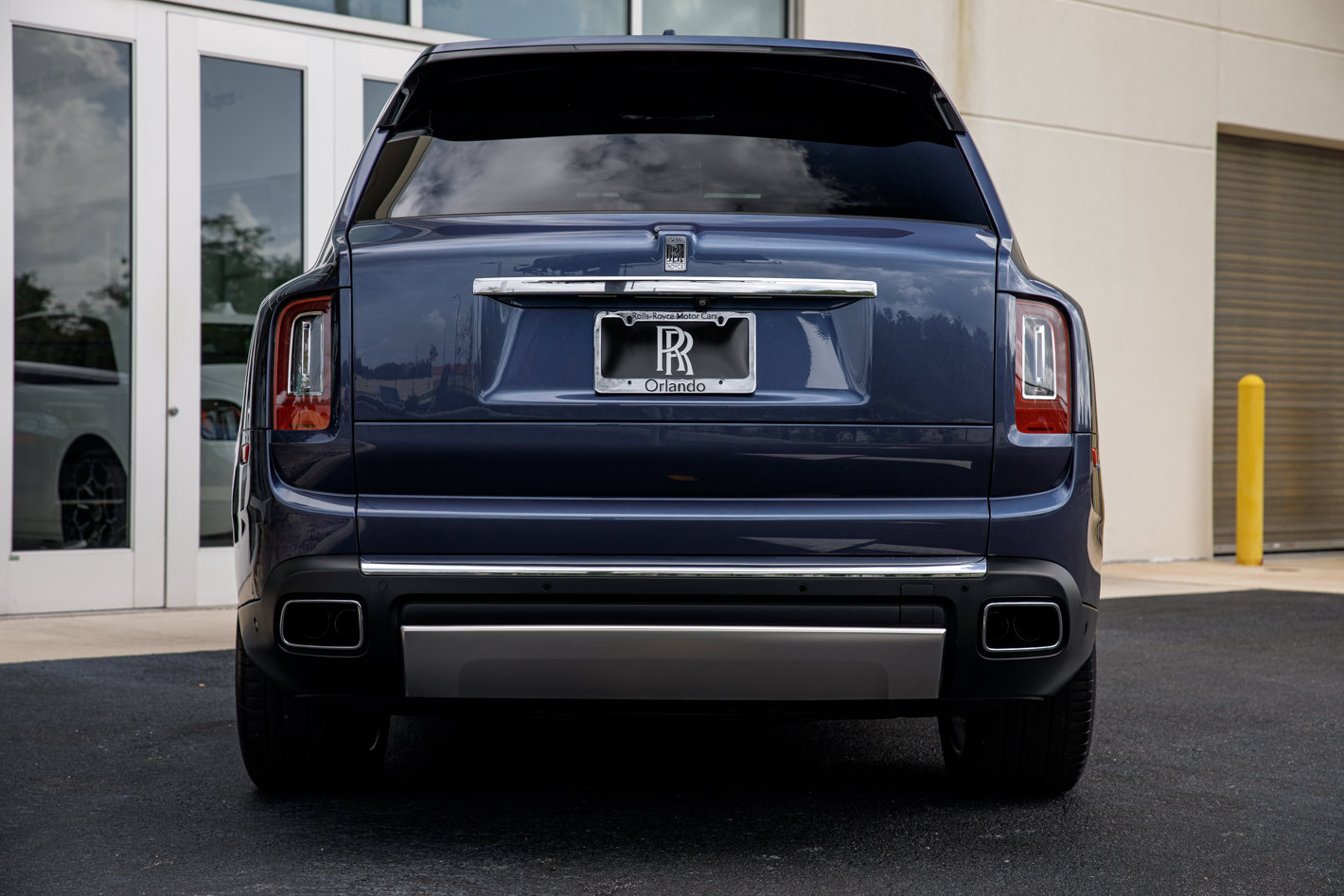 Certified 2019 Rolls-Royce Cullinan AWD/4WD image 11
