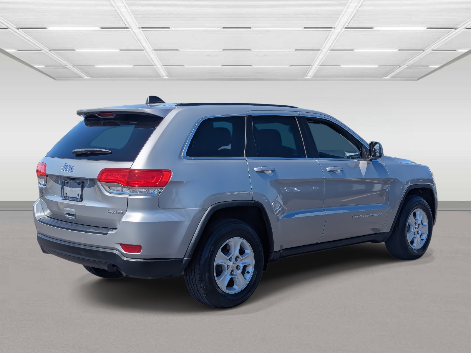 Used 2015 Jeep Grand Cherokee Laredo image 7