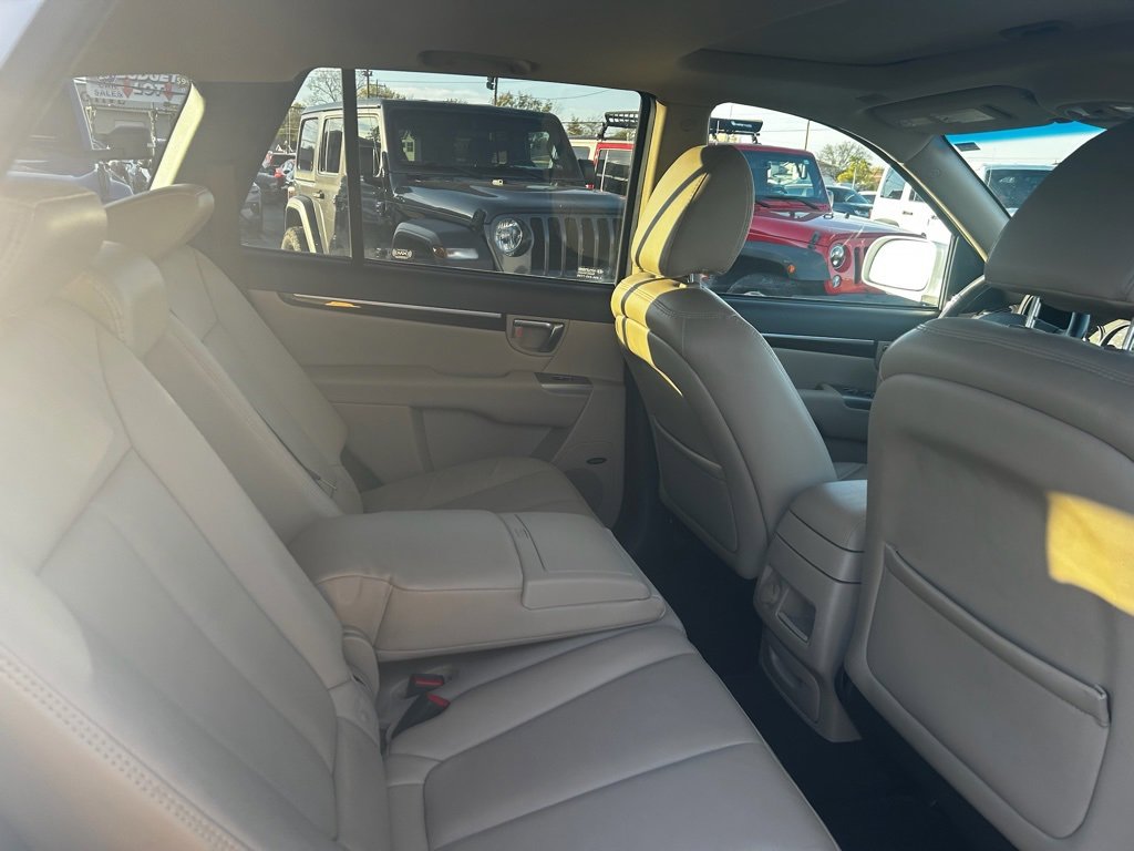 Used 2011 Hyundai Santa Fe Limited image 12