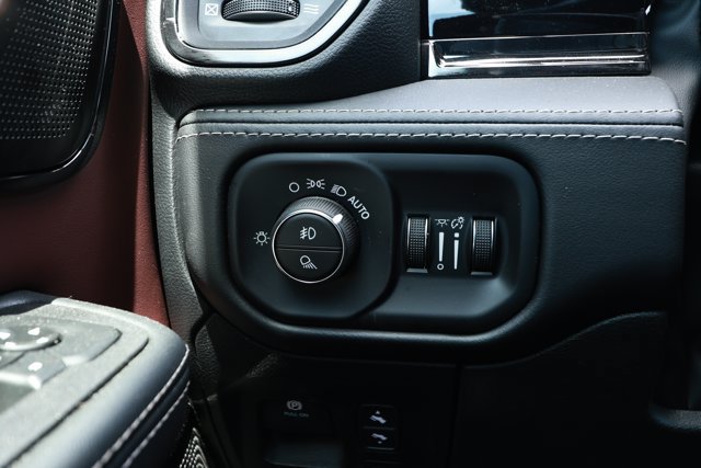 New 2026 RAM 1500 Limited AWD/4WD image 18