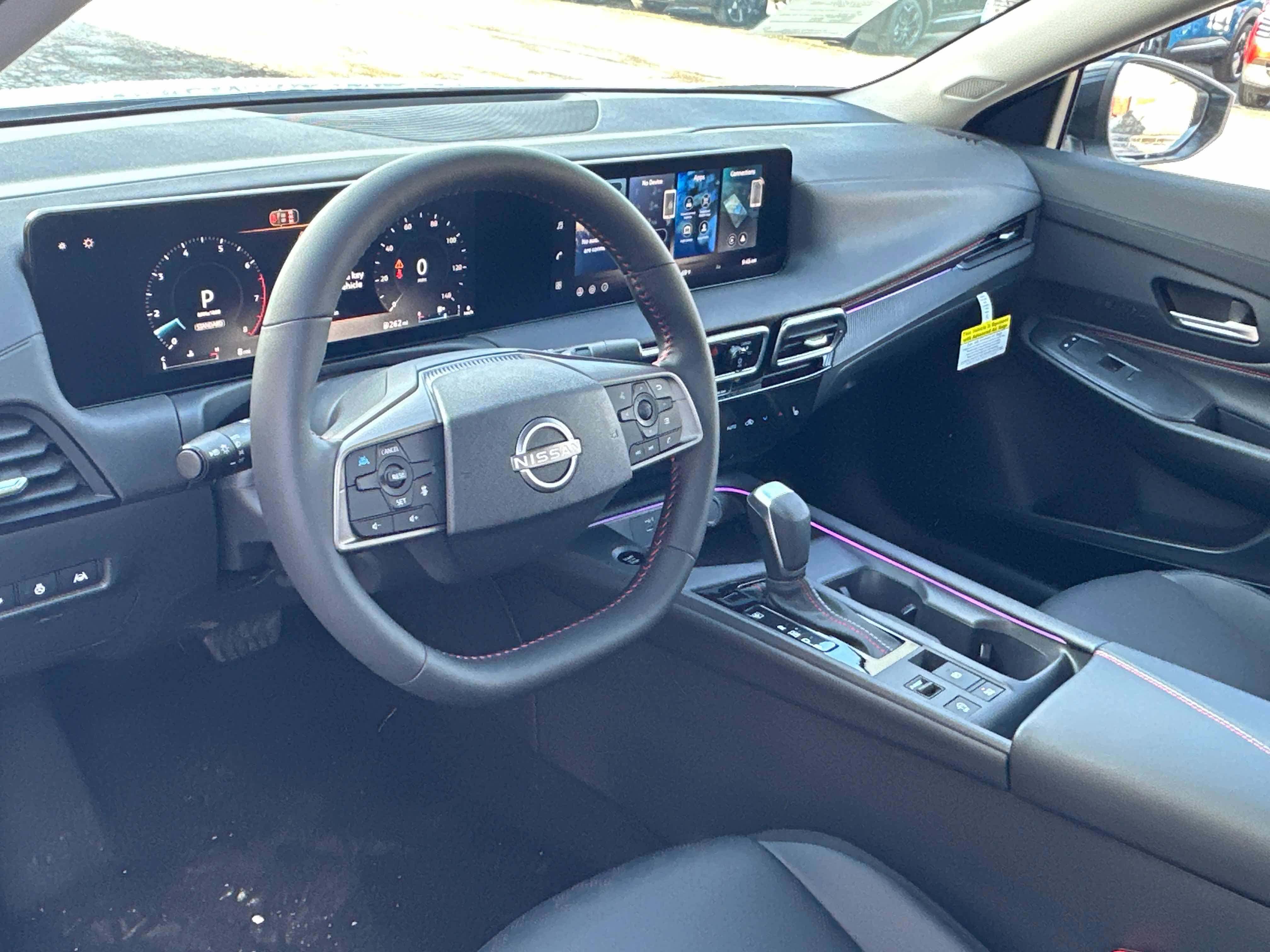 New 2026 Nissan Sentra SR w/ SR Premium Package FWD image 31
