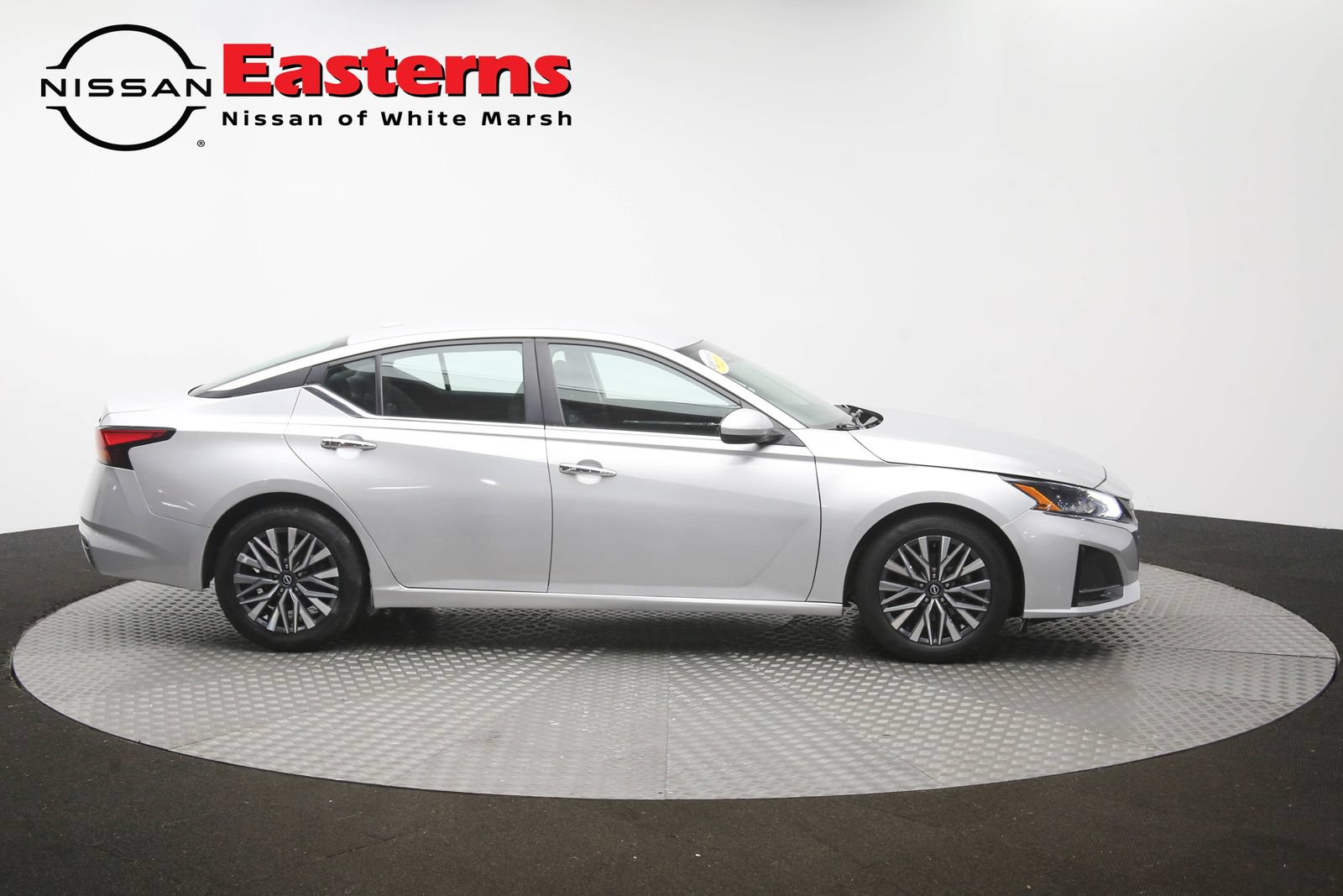 Used 2023 Nissan Altima 2.5 SV FWD image 44