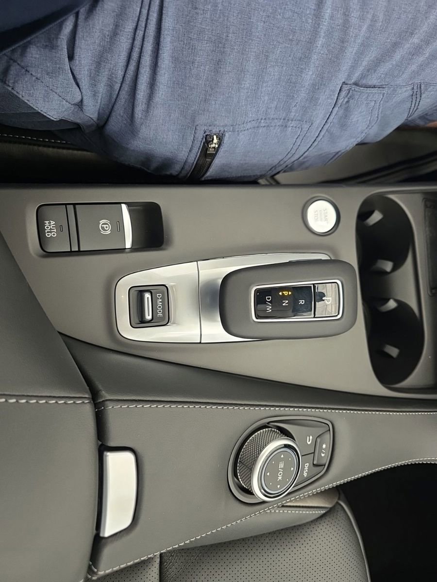 New 2025 INFINITI QX50 Luxe image 28