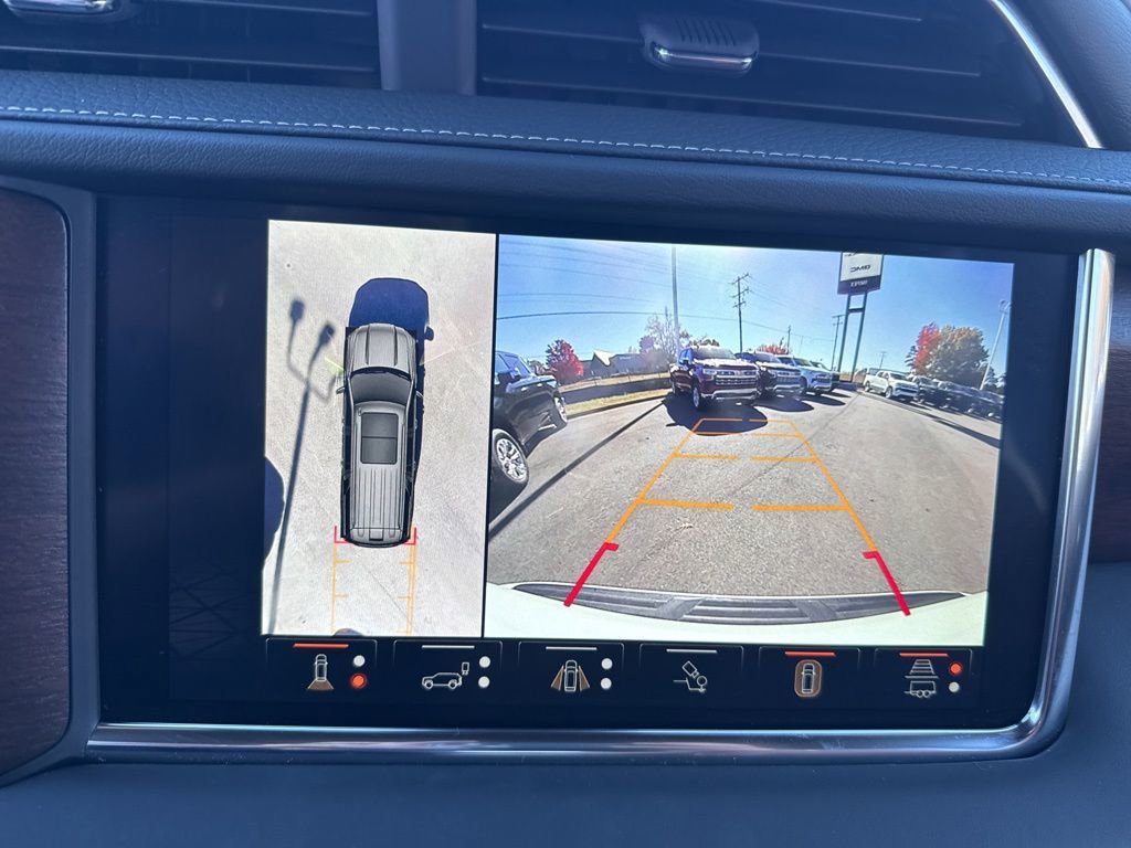 Used 2024 GMC Yukon Denali Ultimate image 22