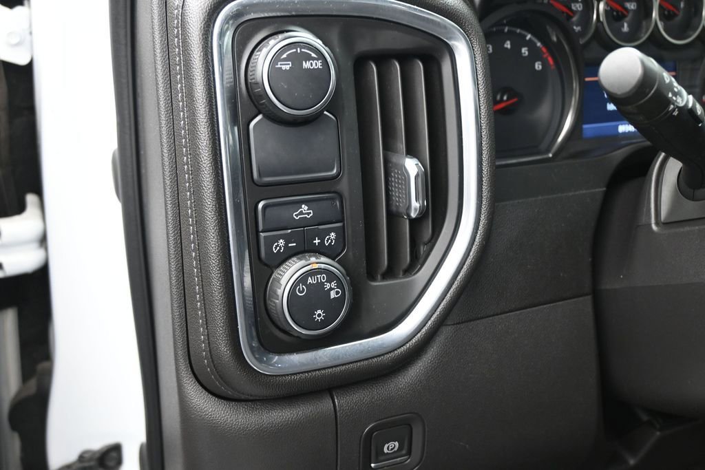 Used 2020 Chevrolet Silverado 1500 LT w/ Texas Edition RWD image 21