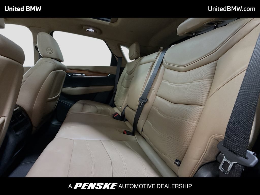 Used 2018 Cadillac XT5 Platinum w/ Driver Assist Package AWD/4WD image 13