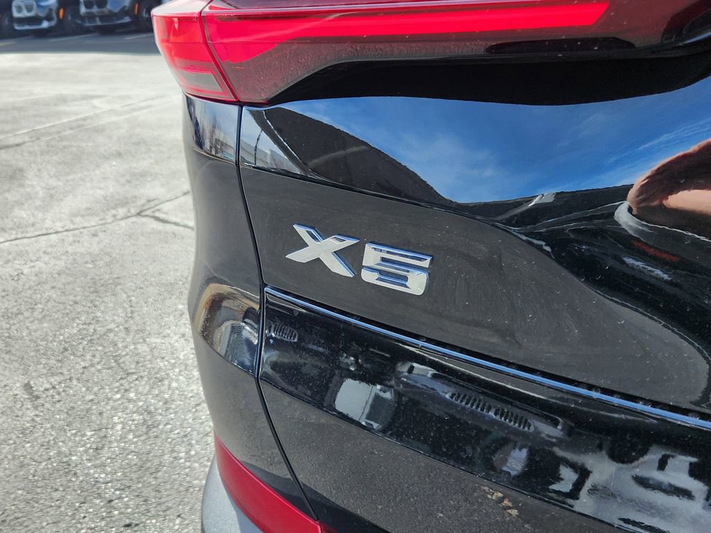 Used 2022 BMW X5 xDrive40i w/ Premium Package image 30