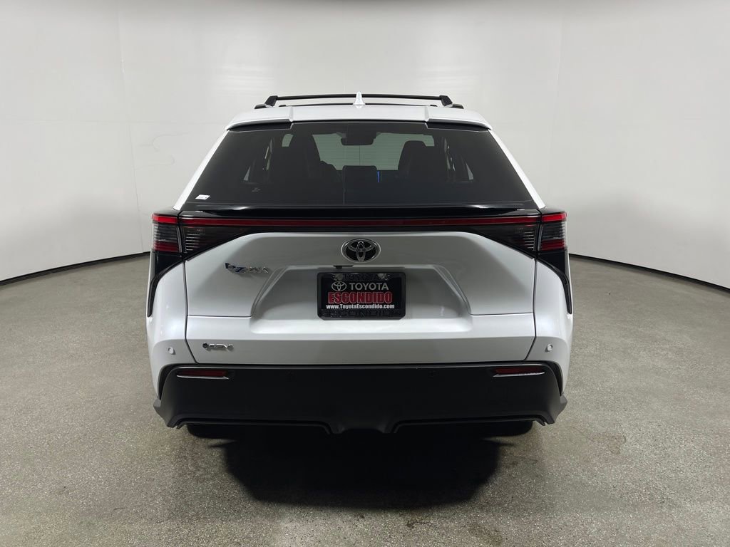 Certified 2025 Toyota bZ4X FWD image 4