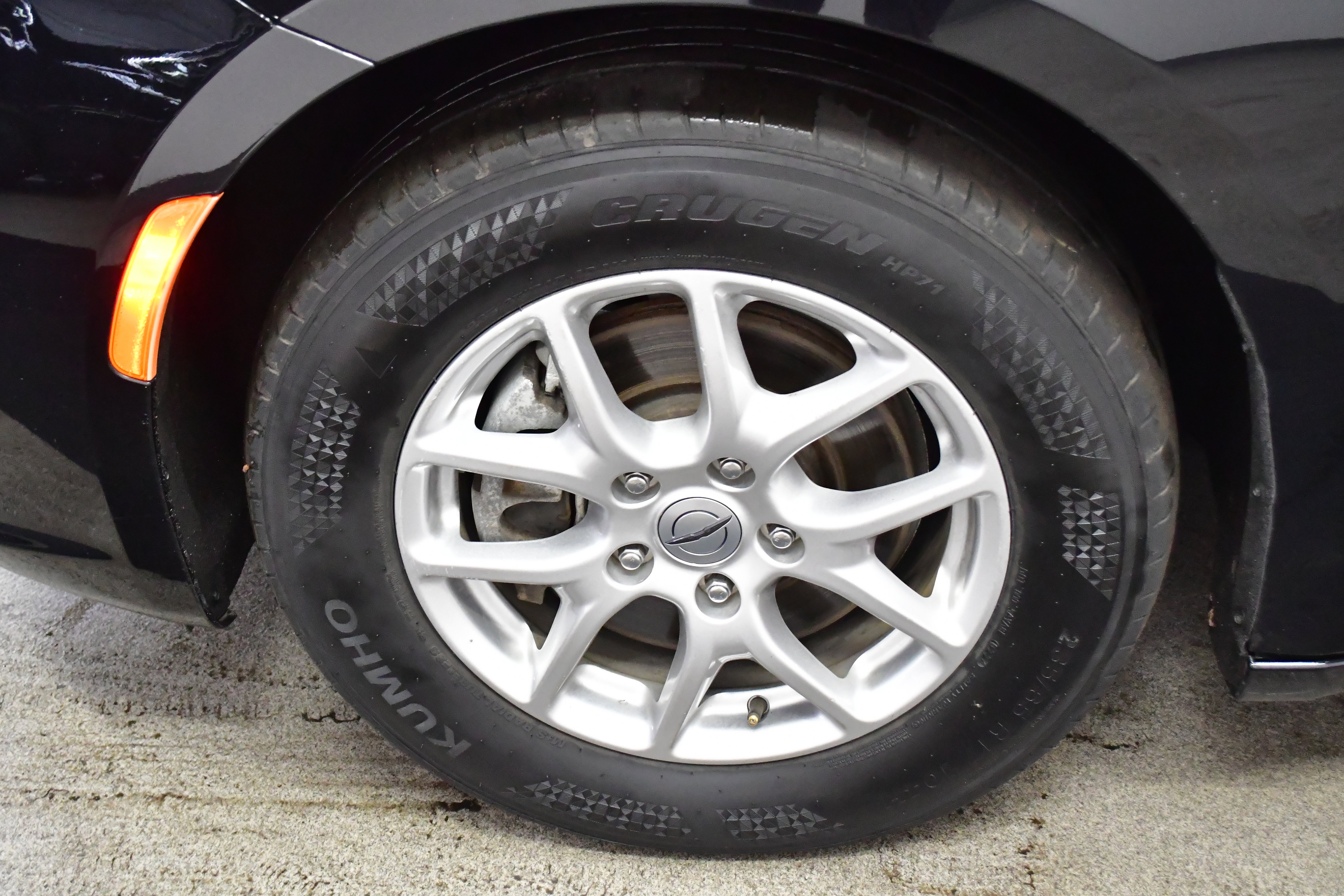 Used 2024 Chrysler Pacifica Touring-L image 73