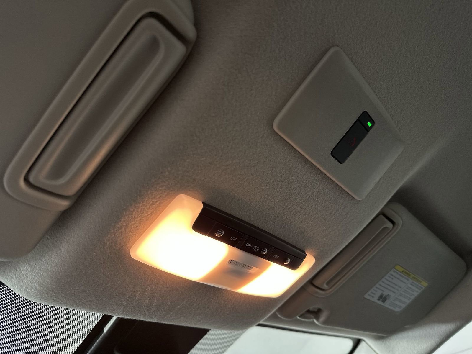 Certified 2024 Nissan Versa SR w/ Trunk Package image 26