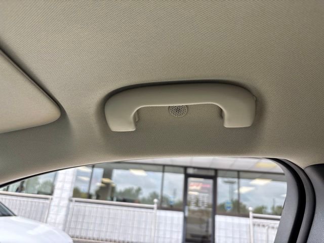 Used 2024 Buick Encore GX Avenir w/ Avenir Convenience Package AWD/4WD image 22