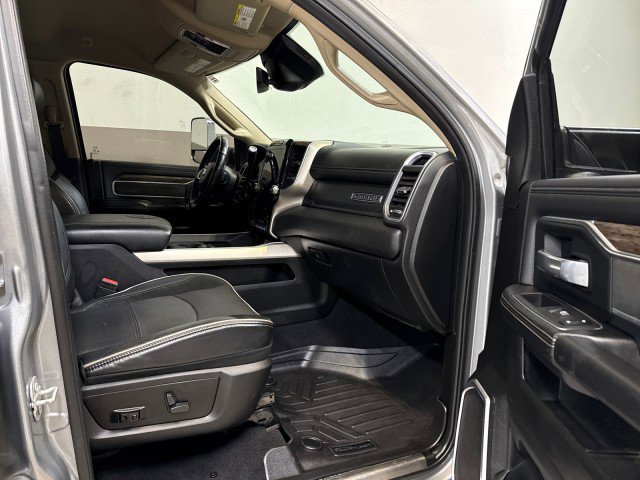 Used 2020 RAM 3500 Laramie image 54