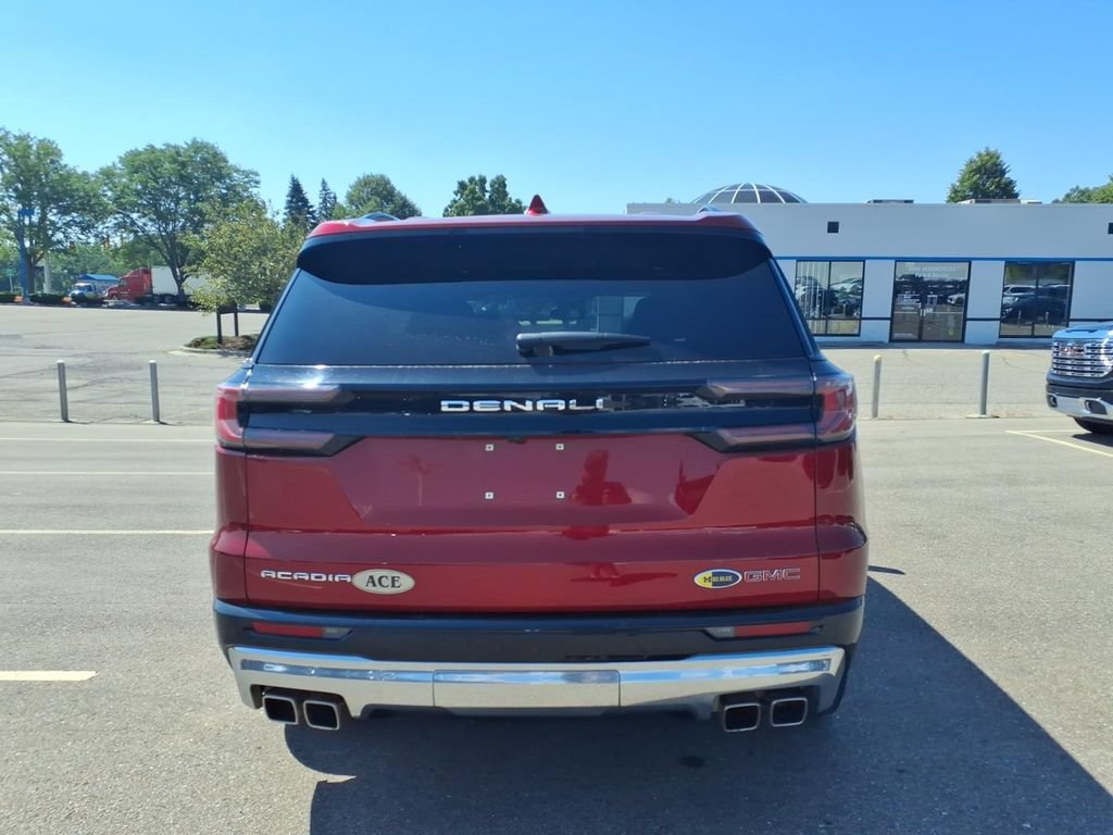Used 2024 GMC Acadia Denali FWD image 6