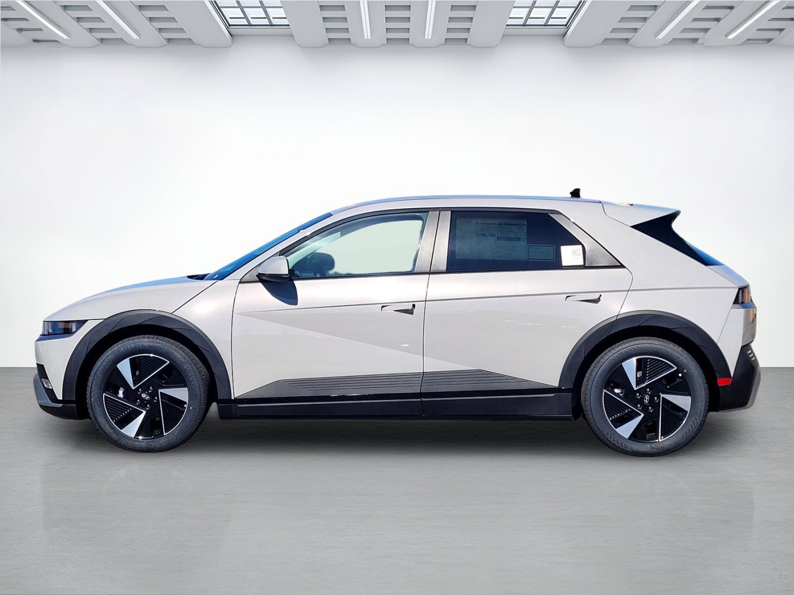 New 2026 Hyundai Ioniq 5 SEL RWD image 7