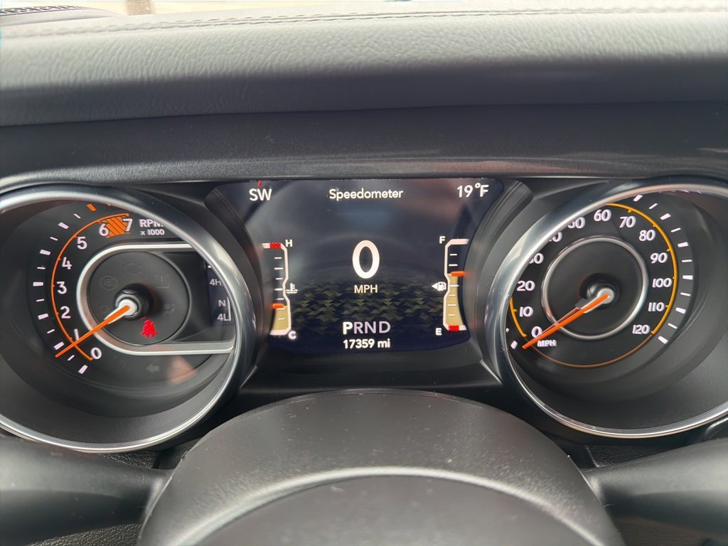 Used 2023 Jeep Wrangler Altitude image 30