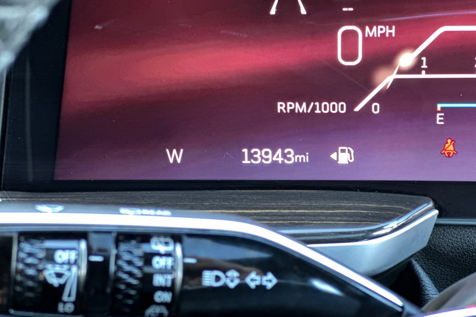 Used 2025 Cadillac Escalade Premium Luxury image 39