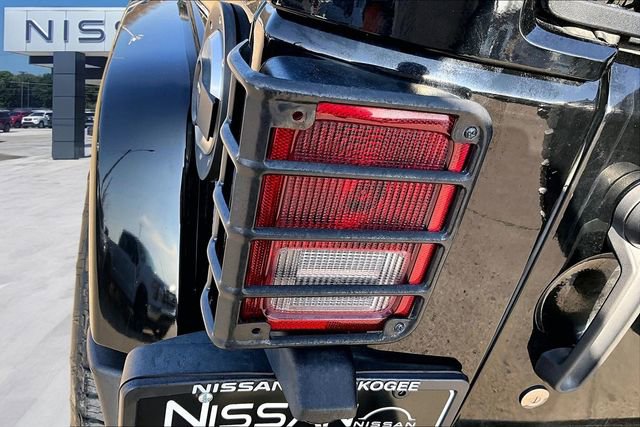 Used 2015 Jeep Wrangler Unlimited Sahara w/ Max Tow Package image 19