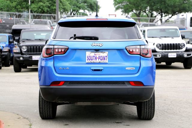 Used 2025 Jeep Compass Latitude image 6