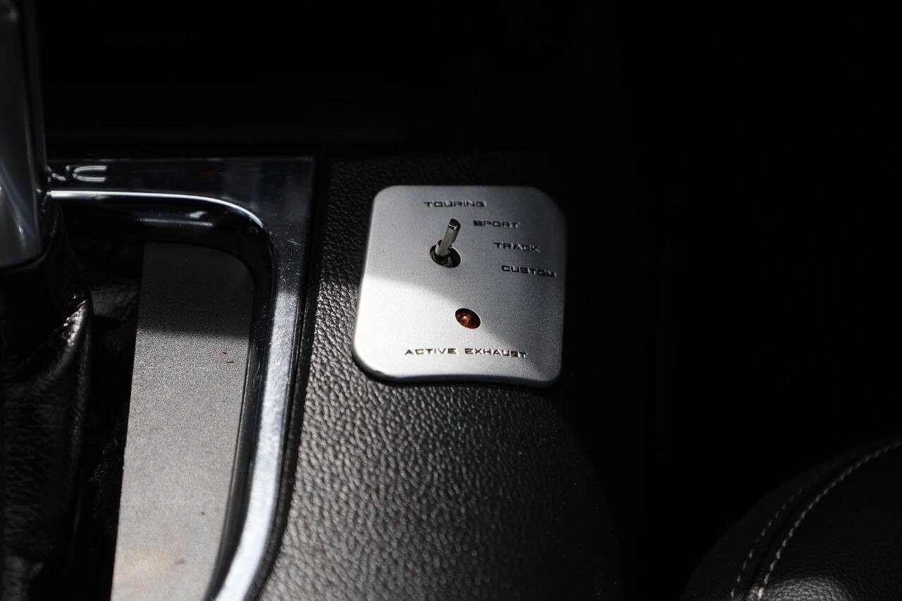 Used 2017 Ford Mustang GT Premium image 22