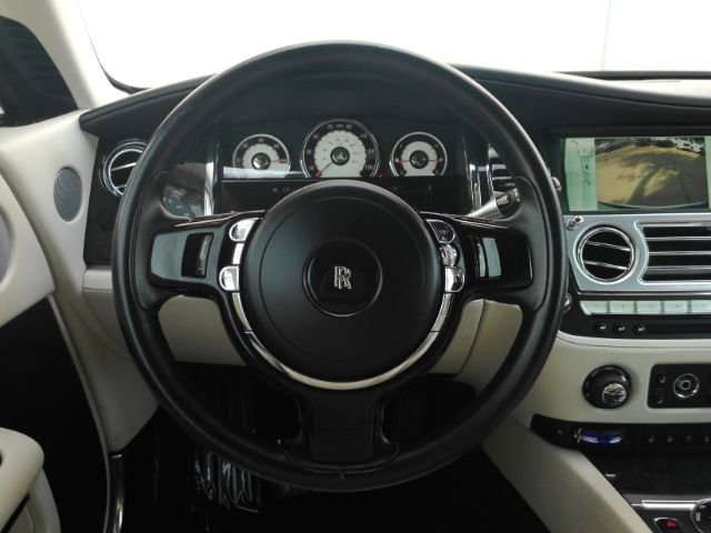 Used 2014 Rolls-Royce Wraith image 36