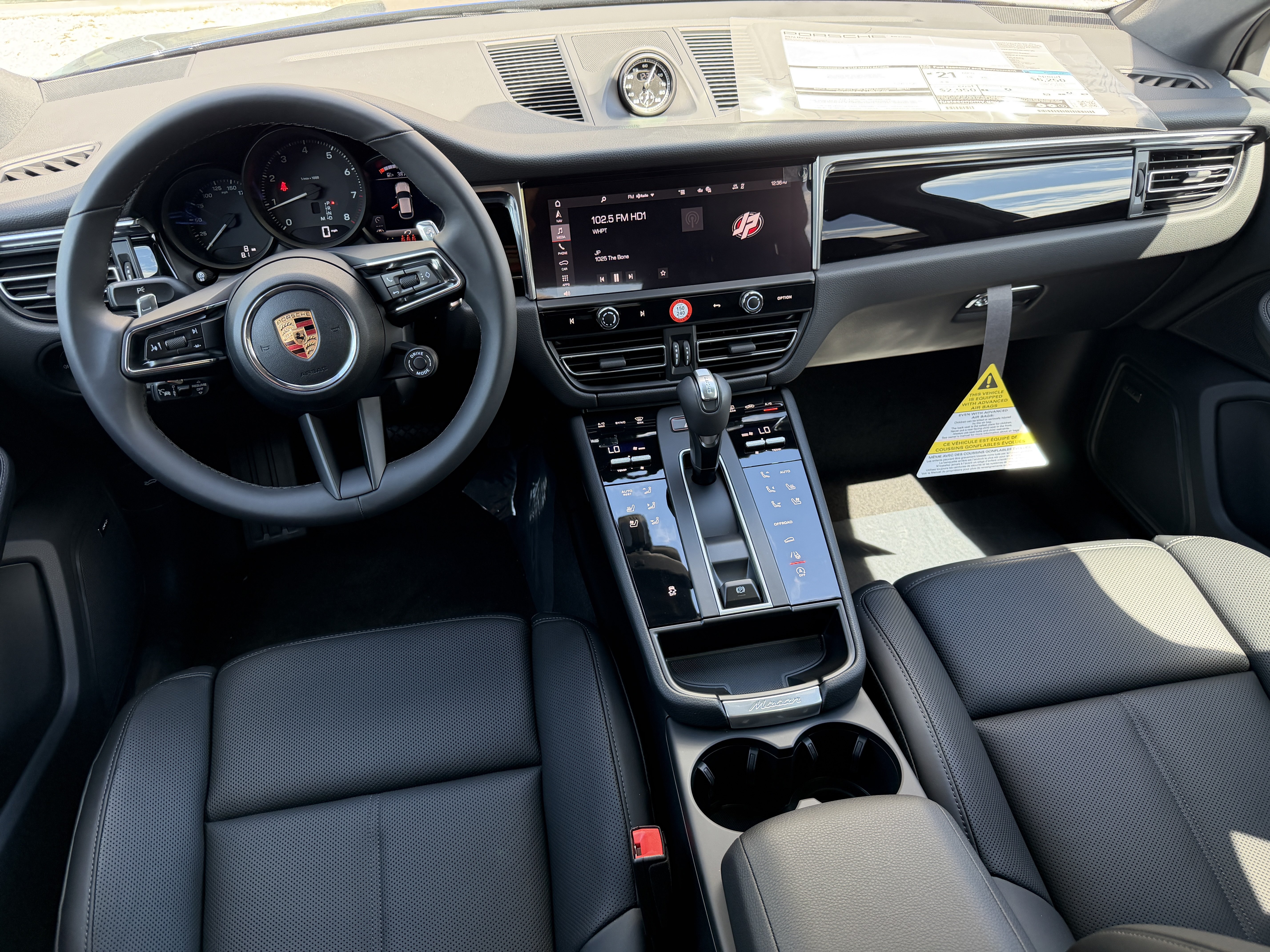 New 2026 Porsche Macan AWD/4WD image 14