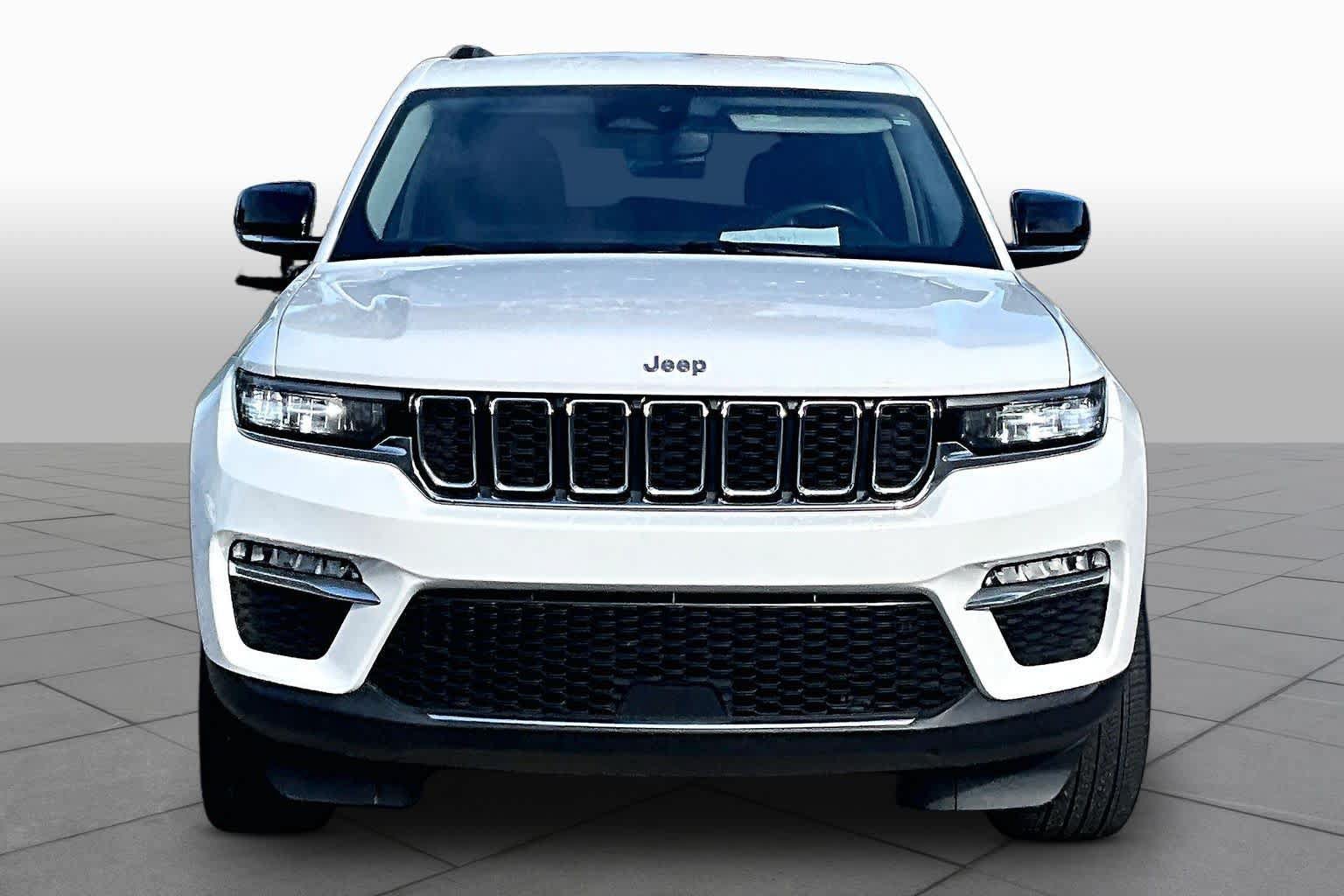 Used 2022 Jeep Grand Cherokee Limited RWD image 4
